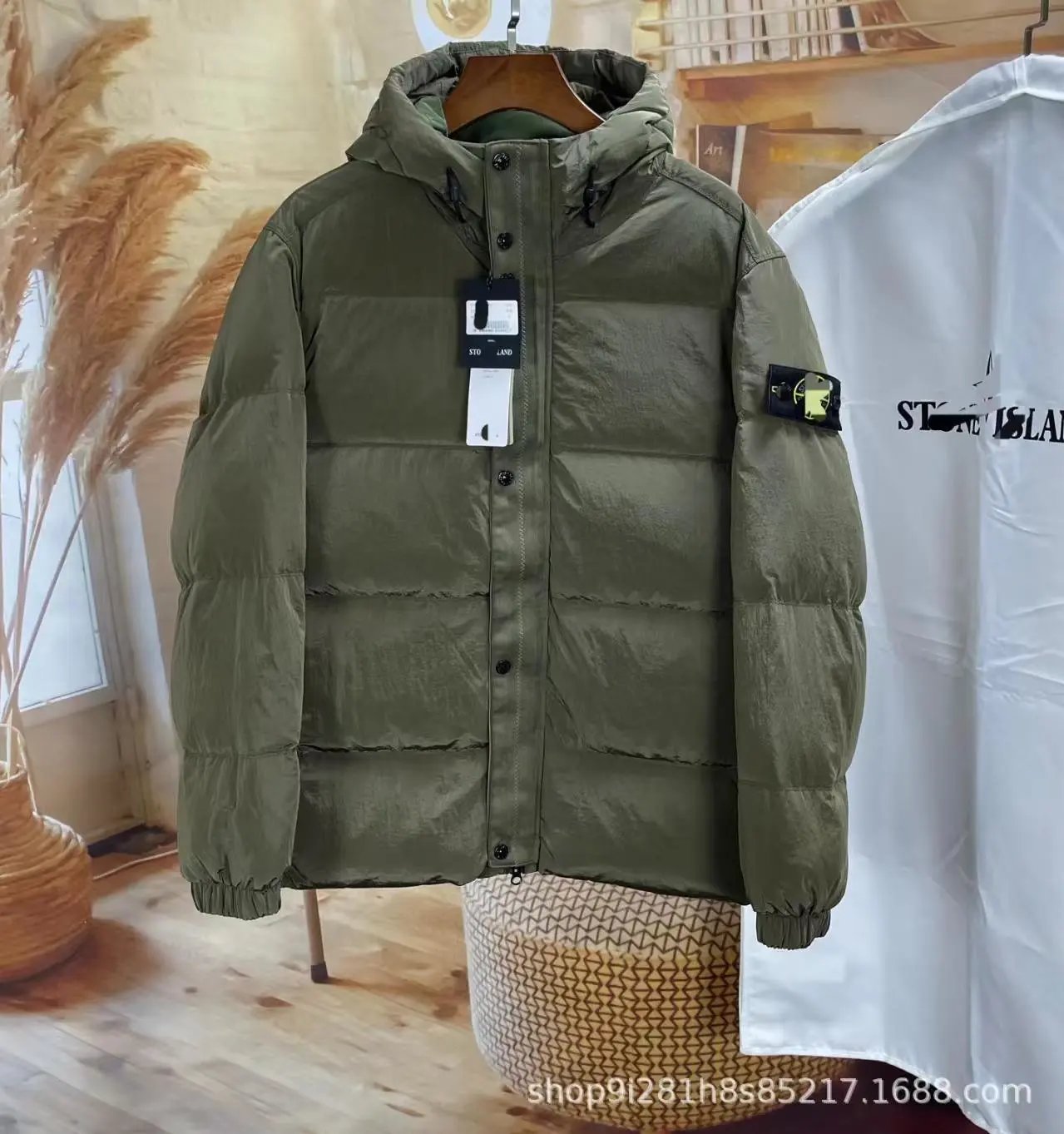 Stüssy Down Jackets Hooded quilted puffer jacket — Stone-army green