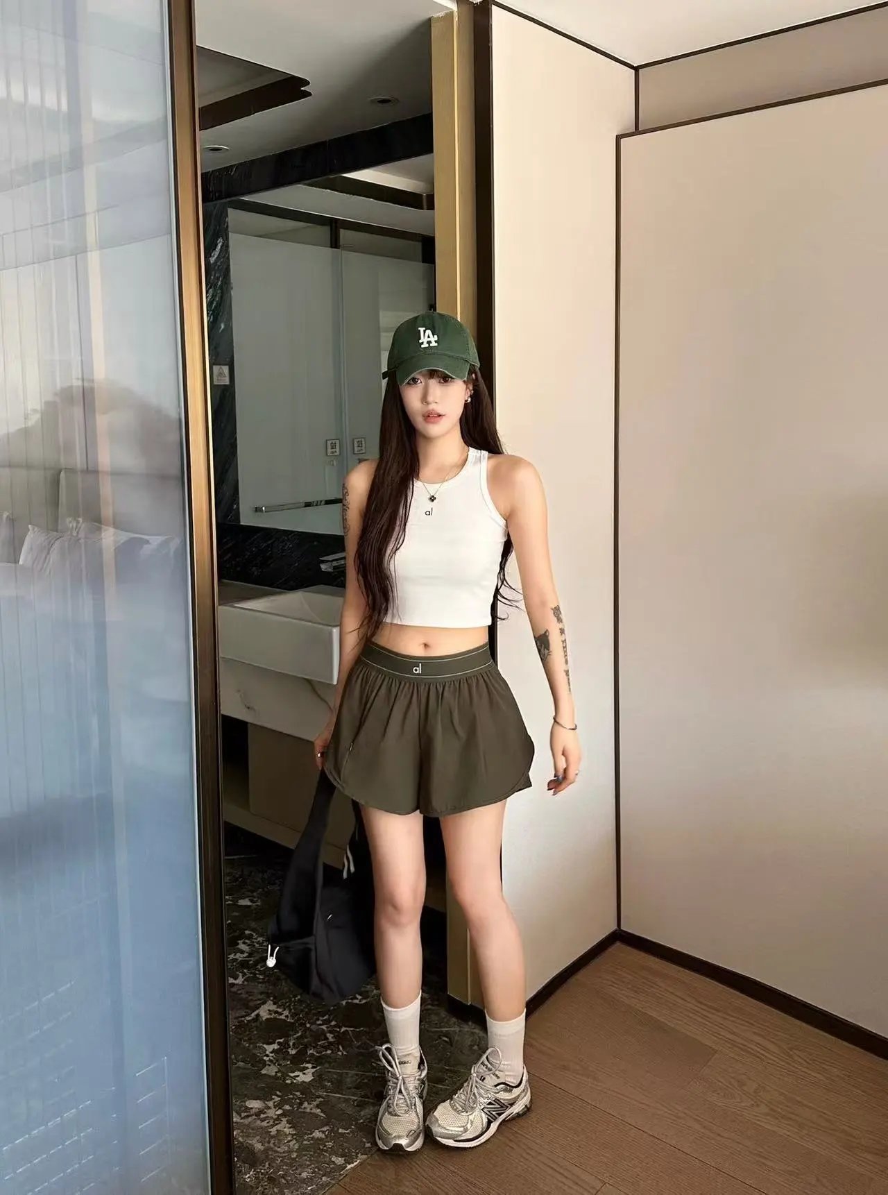 alo Shorts High-Waisted Layered Athletic — 23