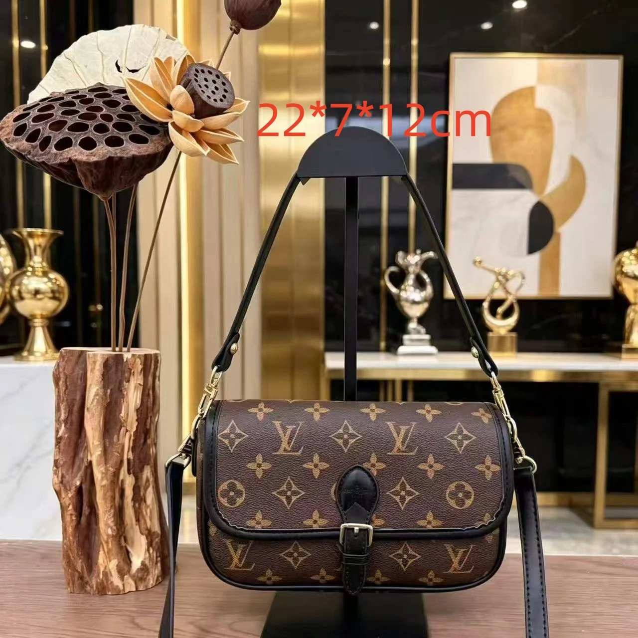 Gucci Assorted monogram bags — 16