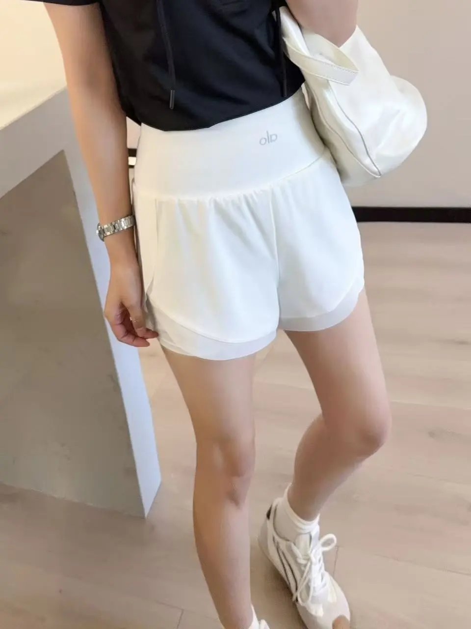 alo Shorts High-Waisted Layered Athletic — 27