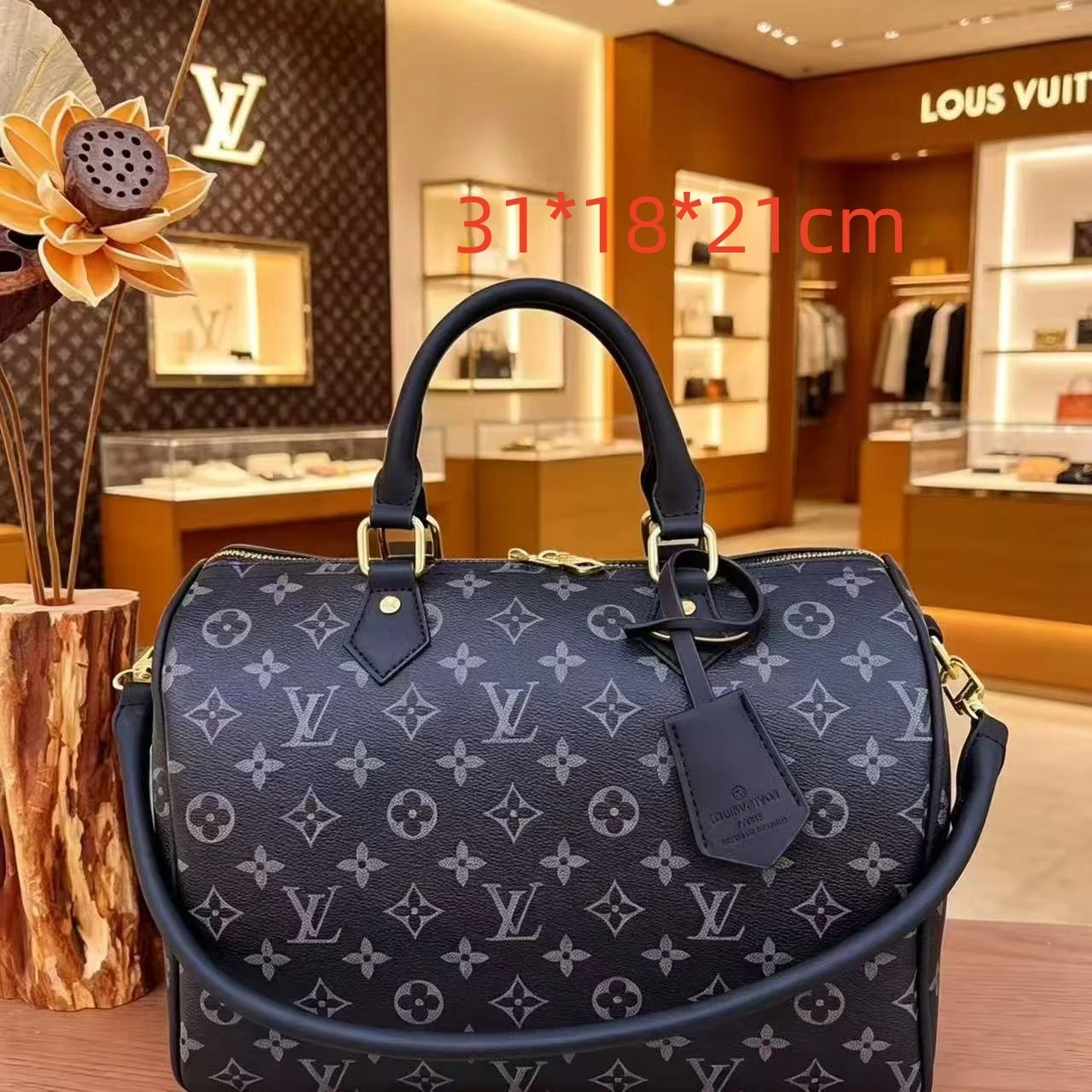 Gucci Assorted monogram bags — 35