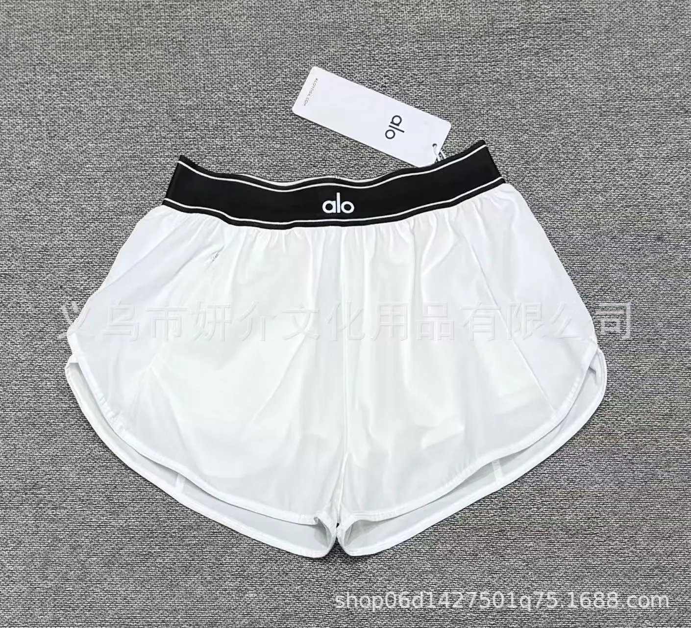 alo Shorts High-Waisted Layered Athletic — 11