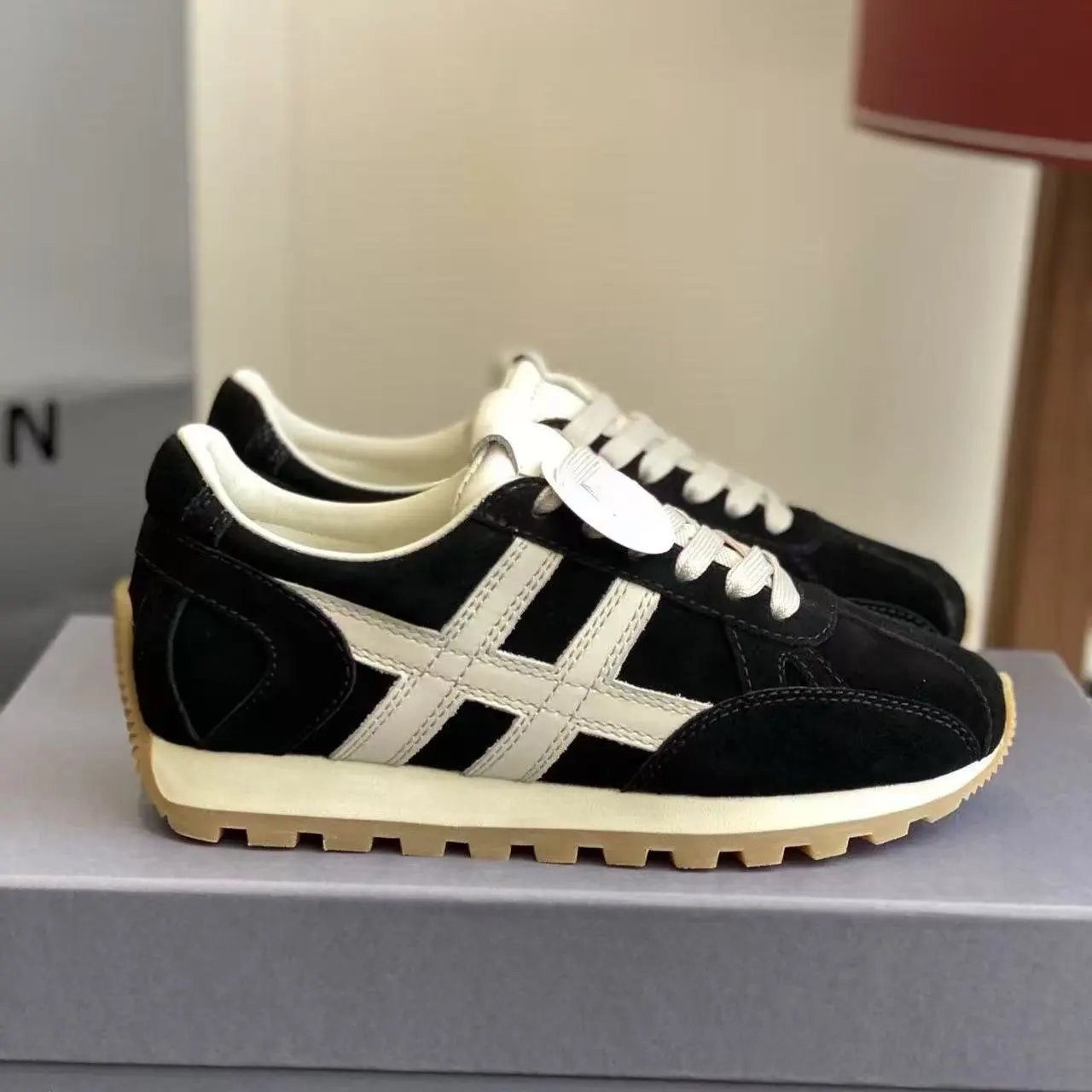 Hogan Sneakers Suede H-logo lace-up — 6