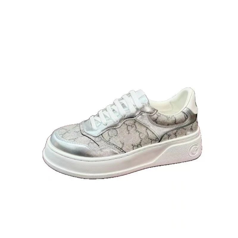 Louis Vuitton Sneakers Low-Top Lace-Up Leather — 19