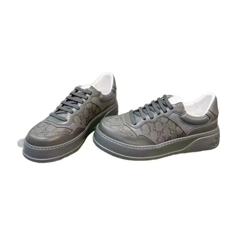 Louis Vuitton Sneakers Low-Top Lace-Up Leather — 17