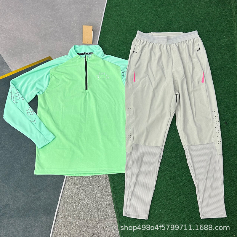 Nike Tracksuits Zip-Up Track Jacket and Pants Set — 39