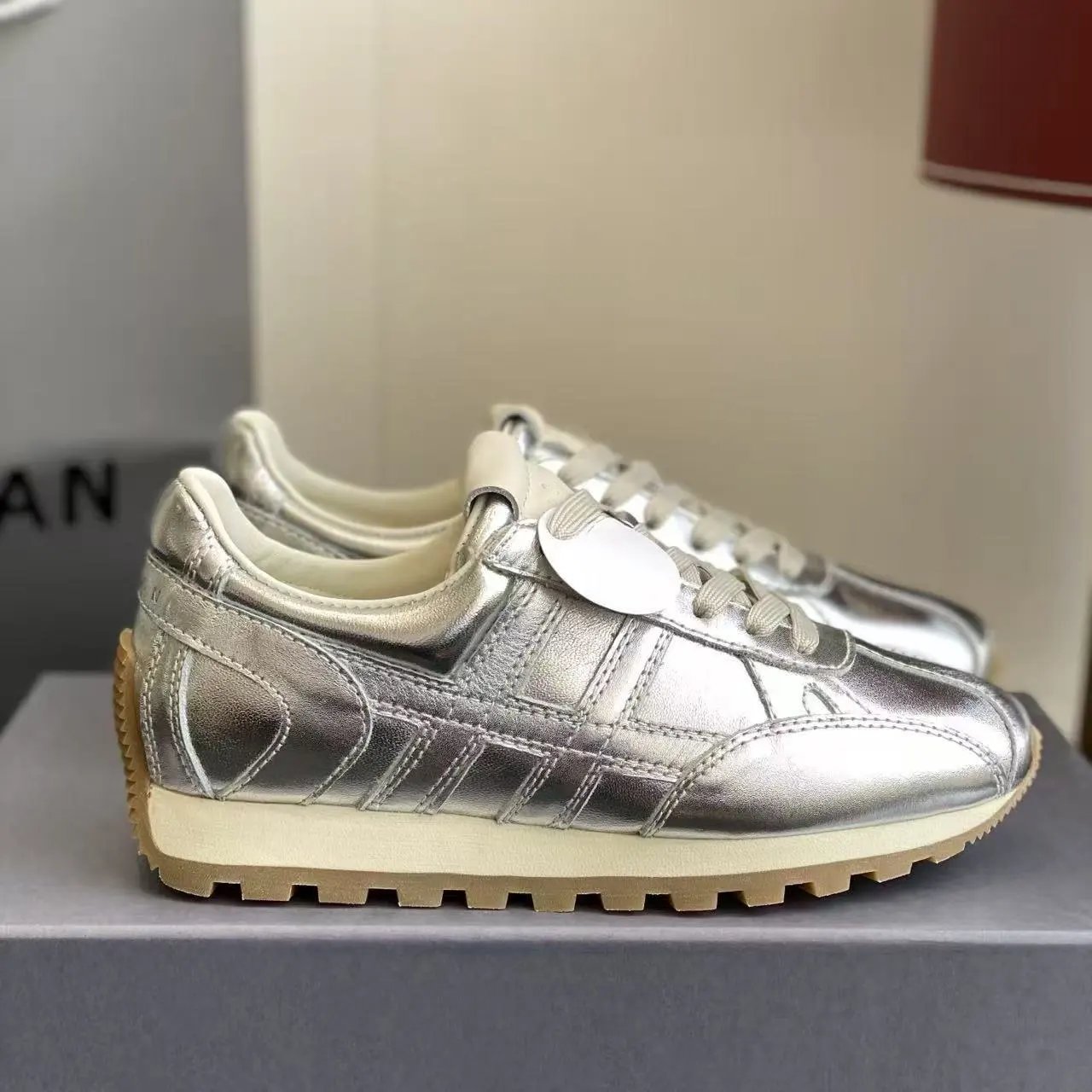Hogan Sneakers Suede H-logo lace-up — 8