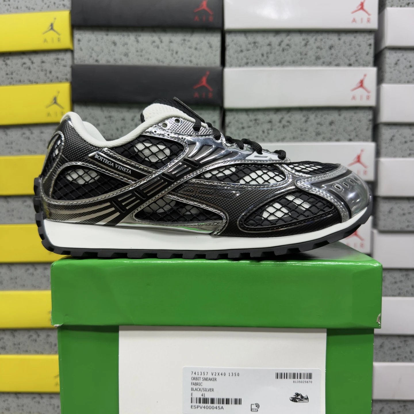 741357 V2X40 1350 Black Silver White 35-47