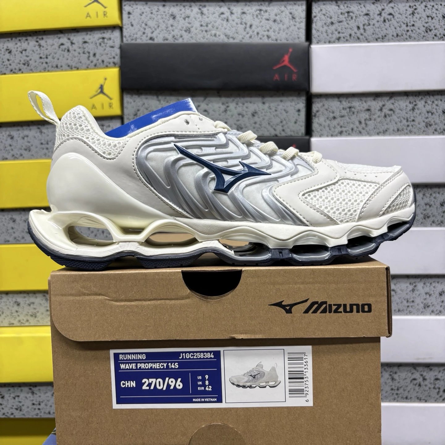 J1GC258384