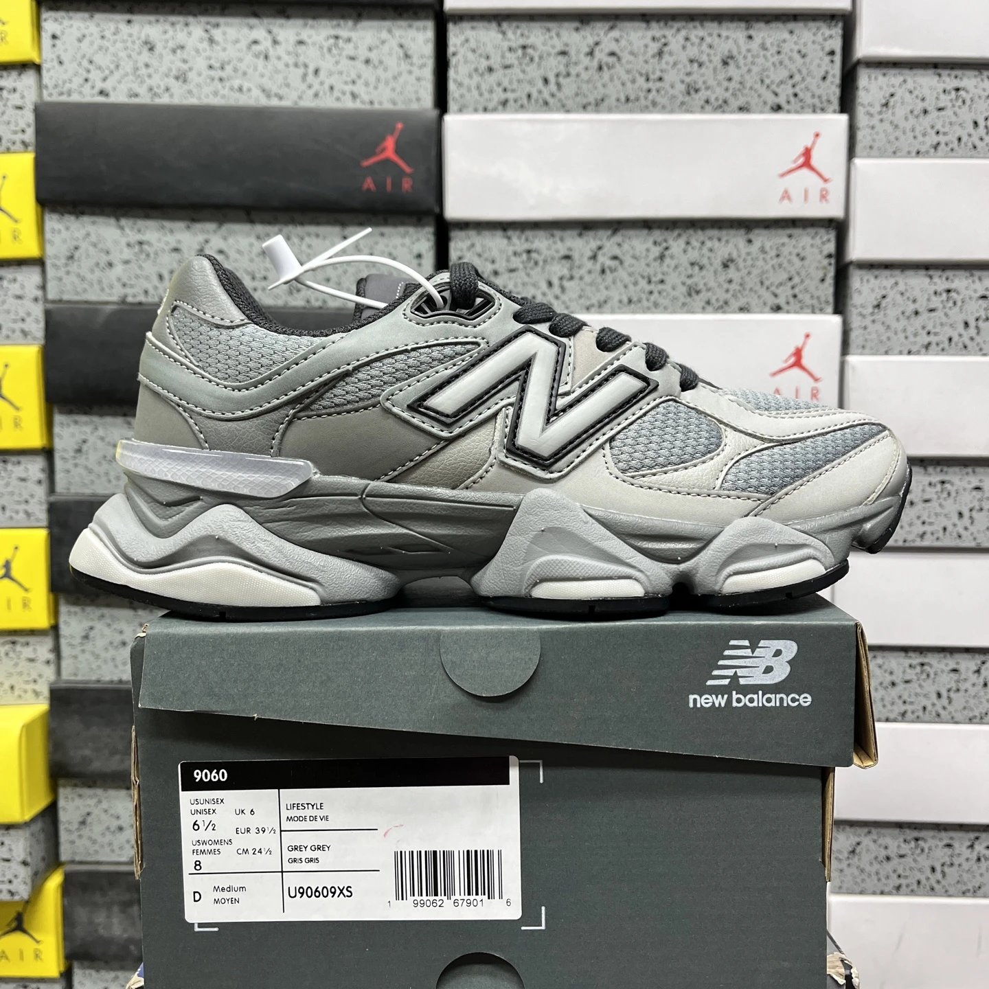 New Balance 9060 photo 2