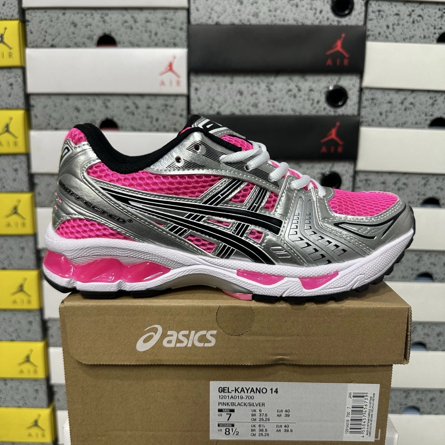 ASICS Gel-Kayano 14 photo 5