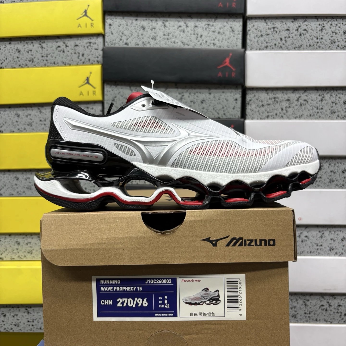 白色 J1GC260002