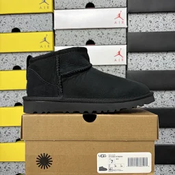 thumbnail for [TOP Edition] Snow Boots Link 1
