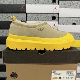 thumbnail for [TOP Edition] Snow Boots Link 1