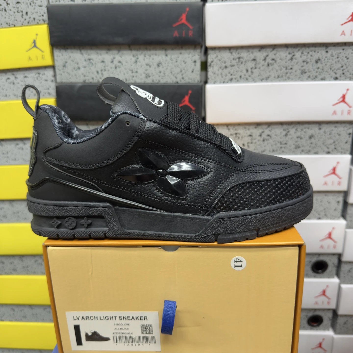 ALL BLACK 全黑四叶草