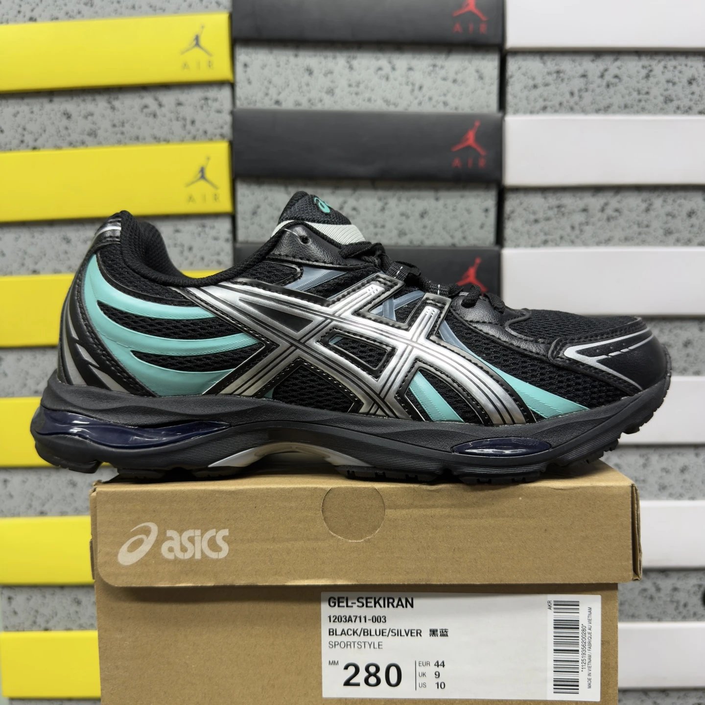 1203A711-003