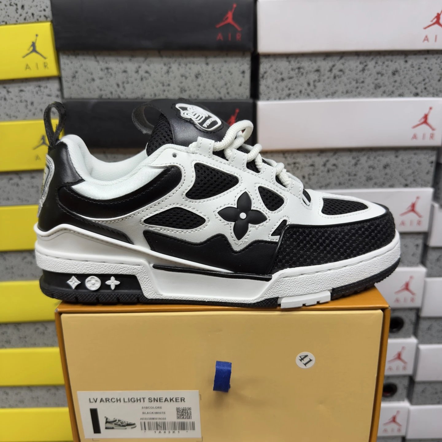 BLACKI/WHITE SK8白黑