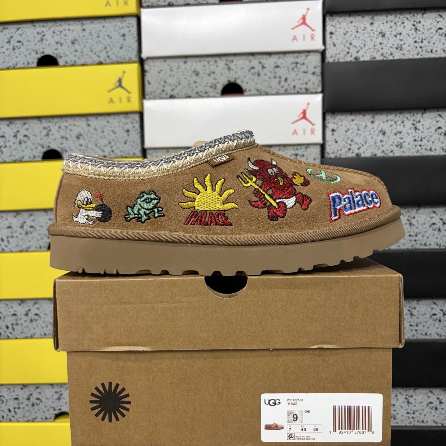 Thin base ethnic style cartoon embroidery chestnut color -2553 36-45
