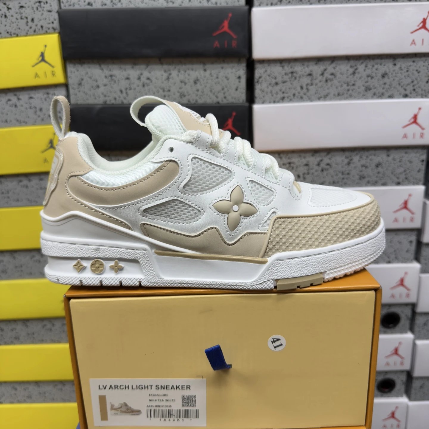 MILK TEA WHITE SK8白棕