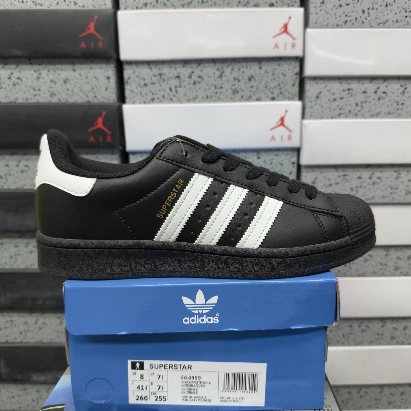 adidas Superstar Low Core Black Cloud White Gold EG4959