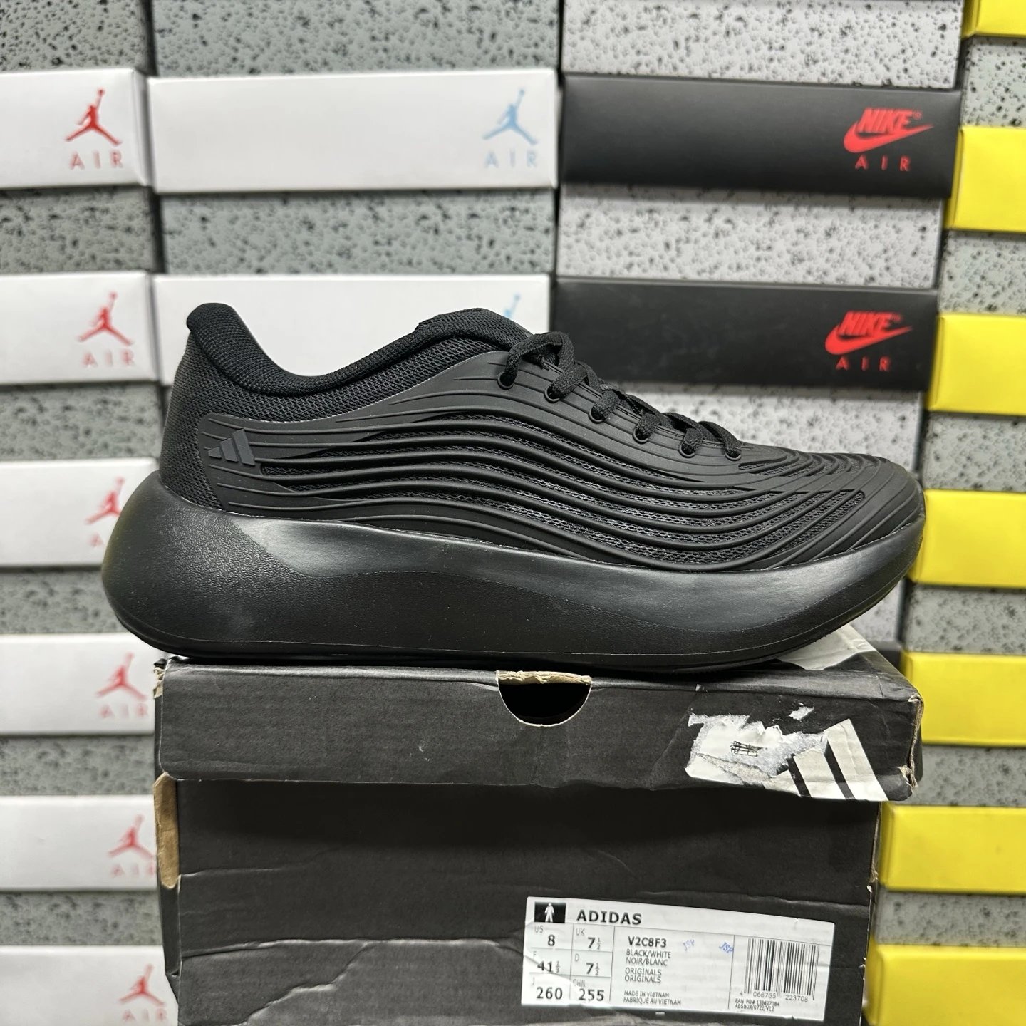 V2C8F3