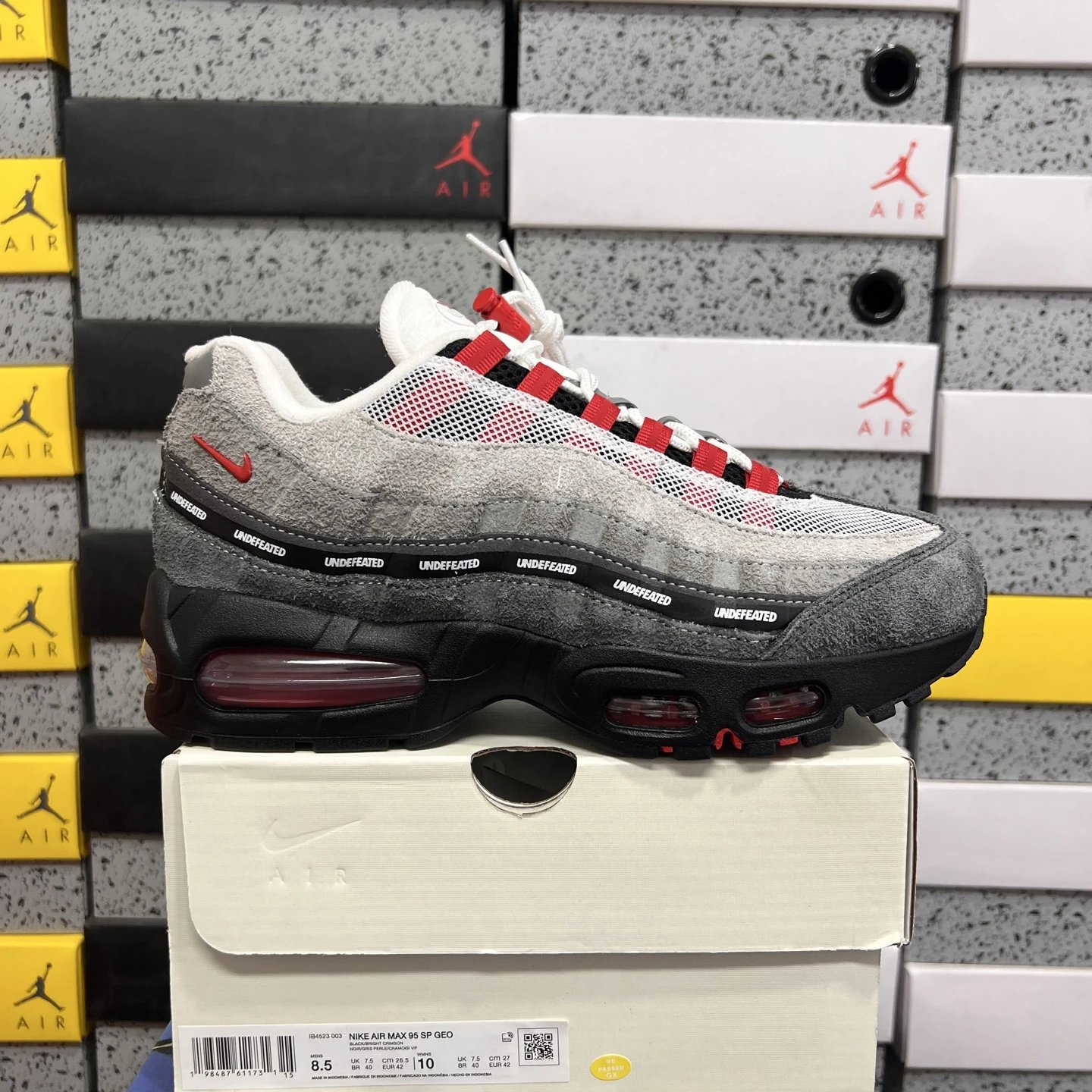 IB4523-003 UND东京限定