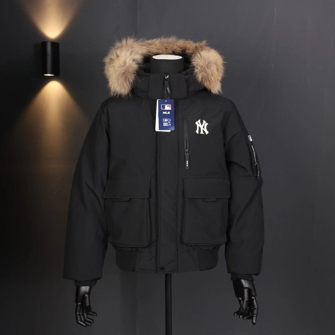 MLB New York Yankees Down Jacket photo 6