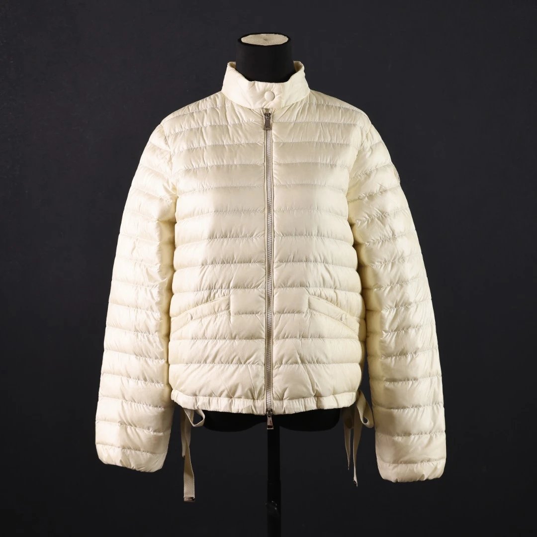 Moncler Azalee Short Down Jacket photo 3