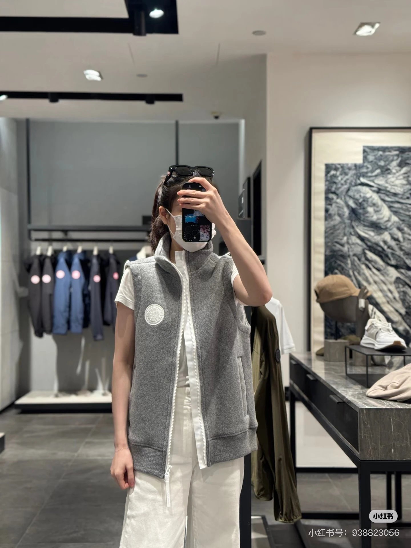 Canada Goose Mersey Vest photo 8