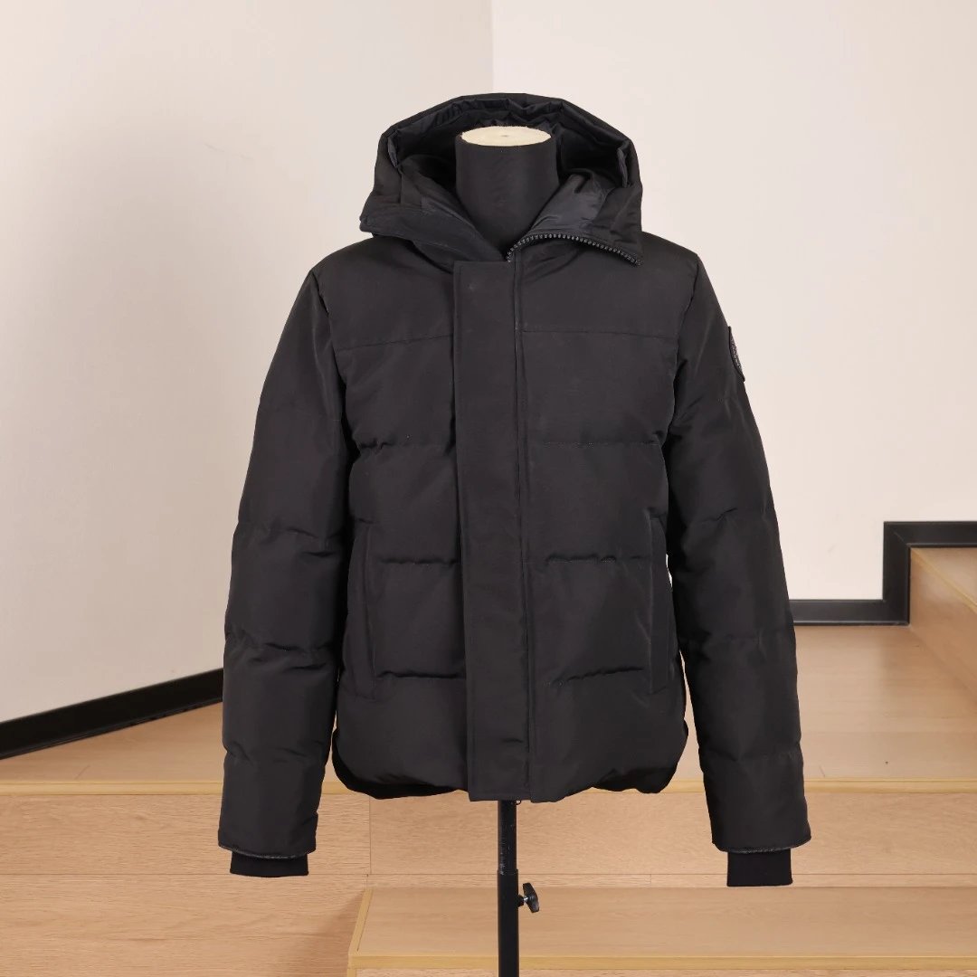 Canada Goose Macmillan Parka photo 2