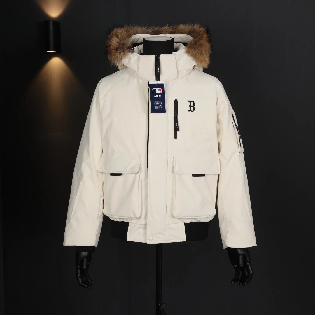 MLB New York Yankees Down Jacket photo 3