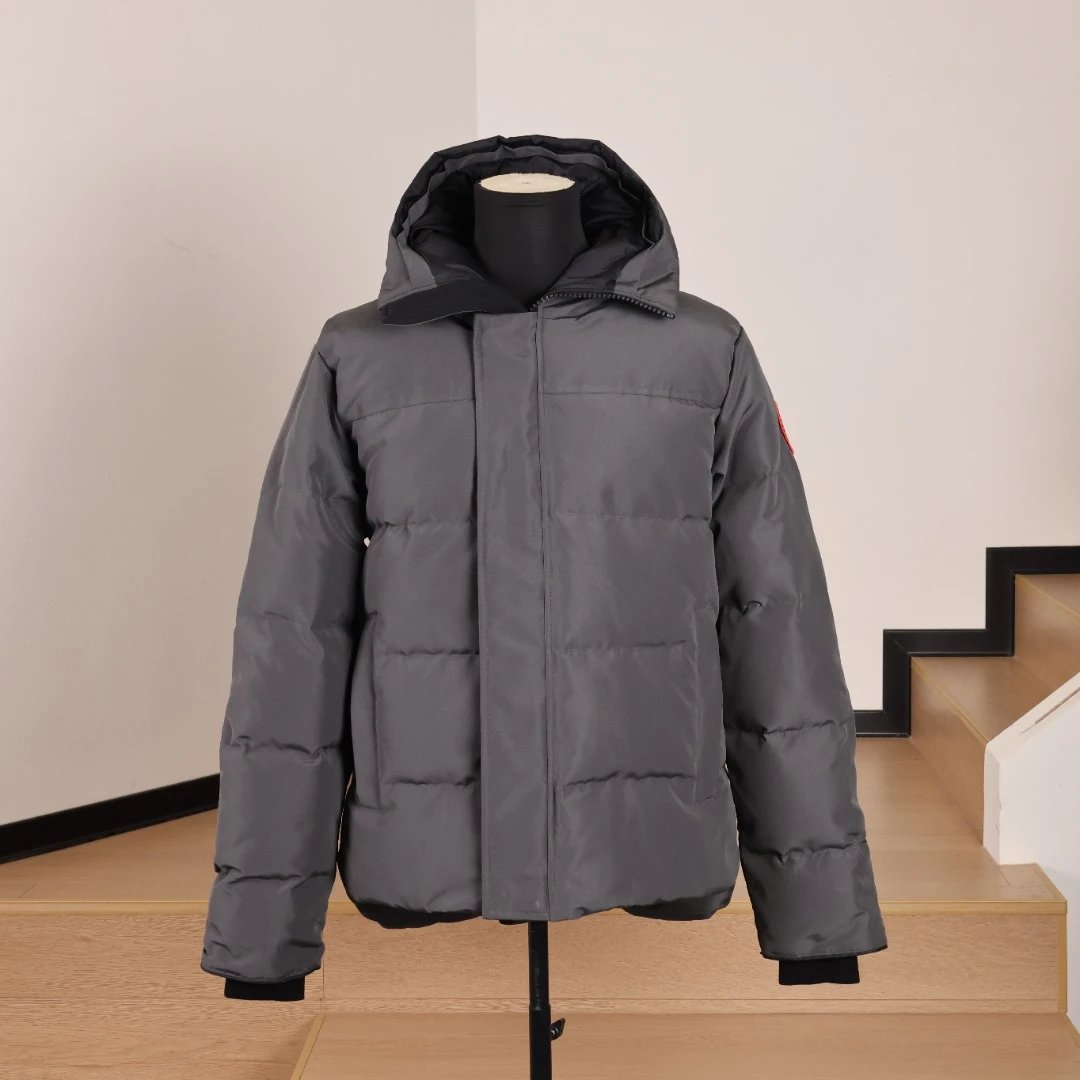 Canada Goose Macmillan Parka photo 5