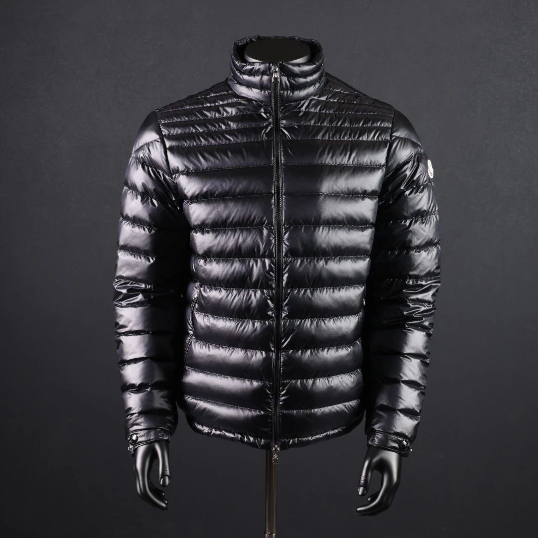 Moncler Arnique Down Jacket photo 3