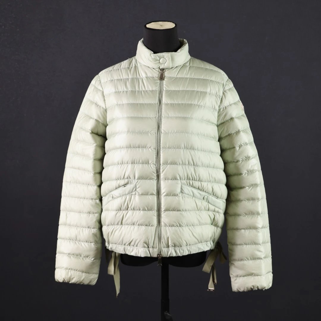 Moncler Azalee Short Down Jacket photo 4