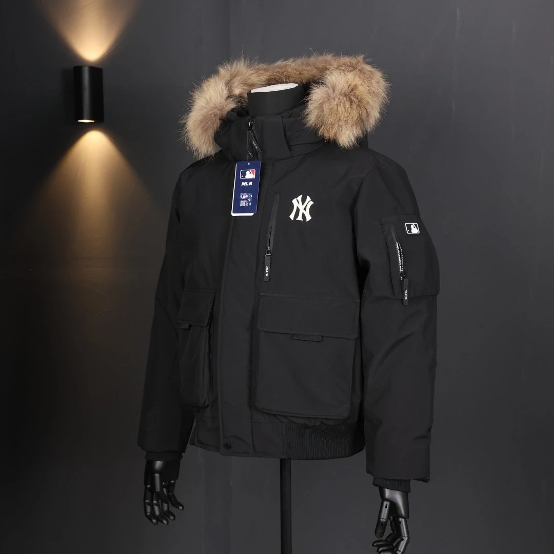 MLB New York Yankees Down Jacket photo 7