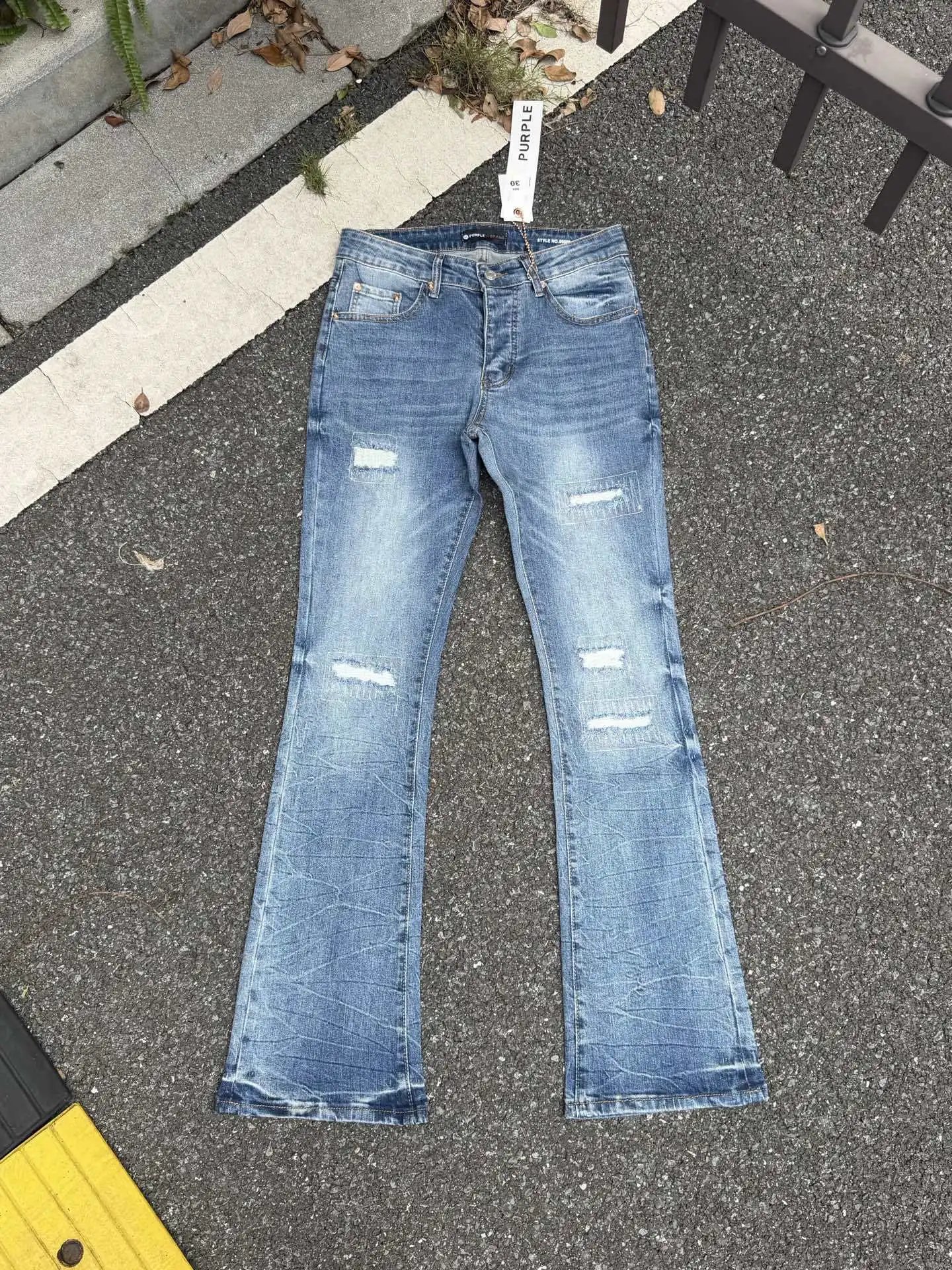 PU818