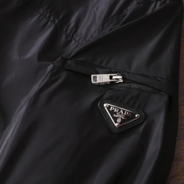 Prada Re-Nylon Windbreaker Black Jacket Outerwear.windbreaker - 12