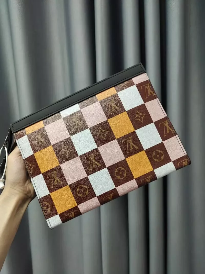 LOU Envelope Clutch