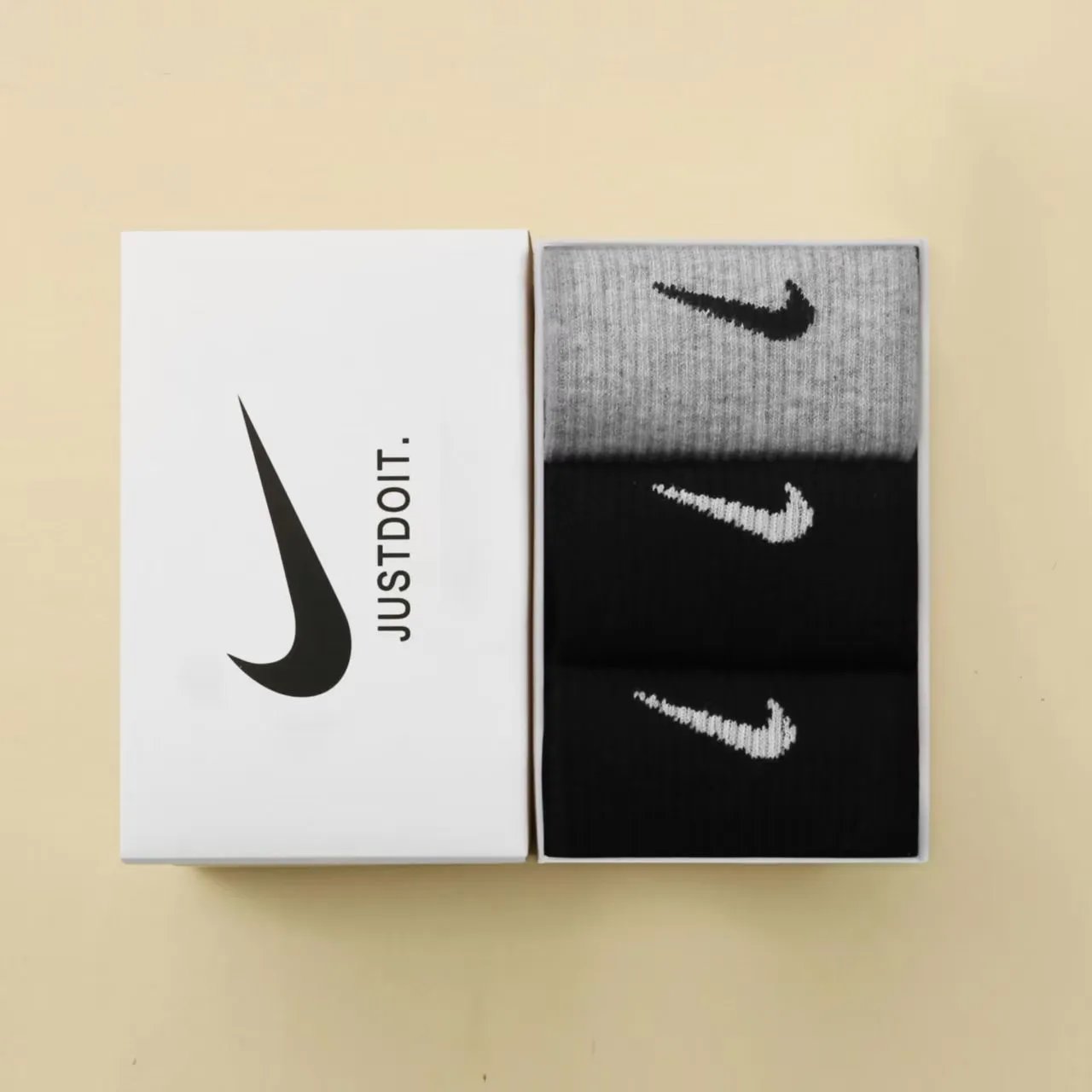 3 pairs[2black+1grey] option