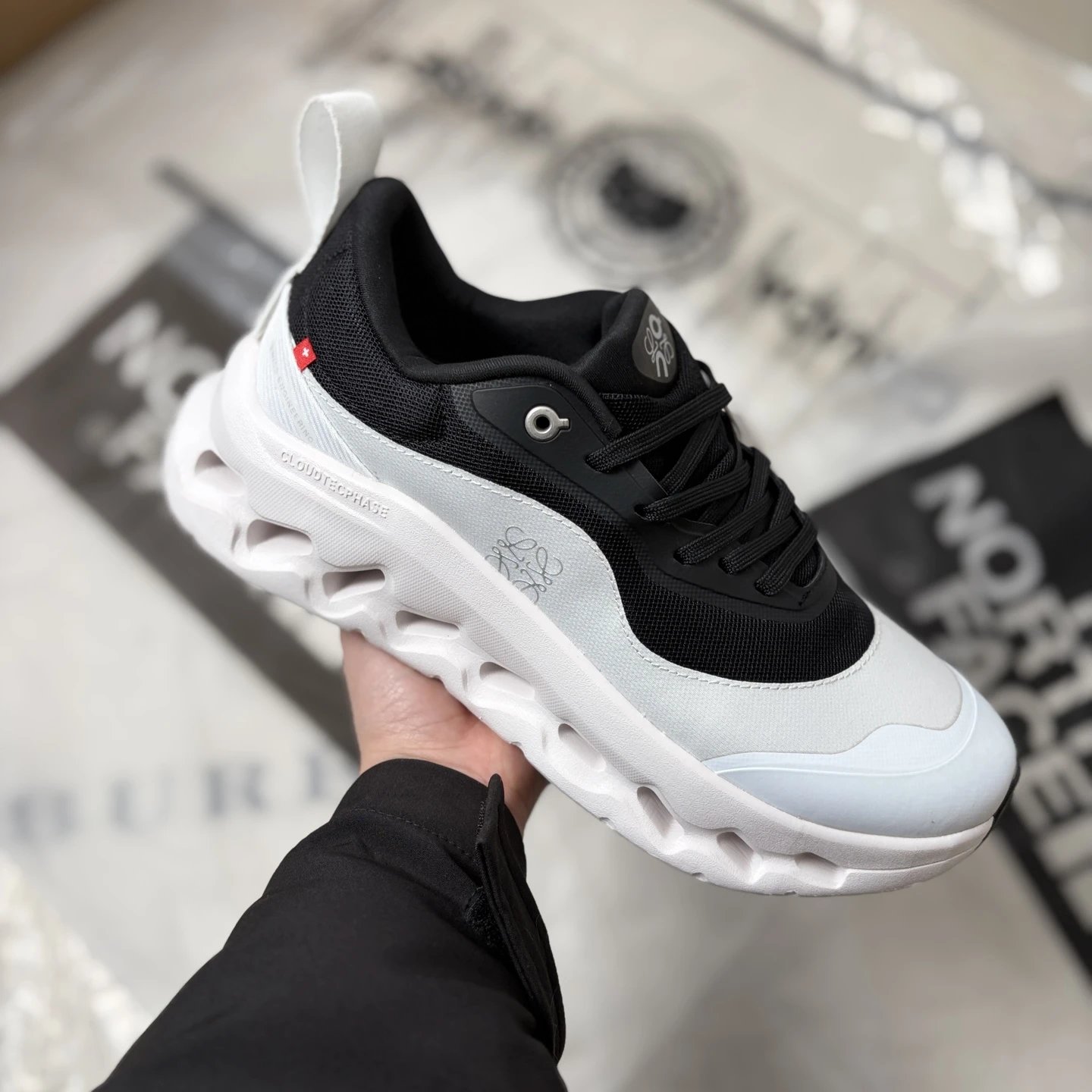 On Cloud 03 Low-Top Modular Cushion Running Shoes White Black Panda
