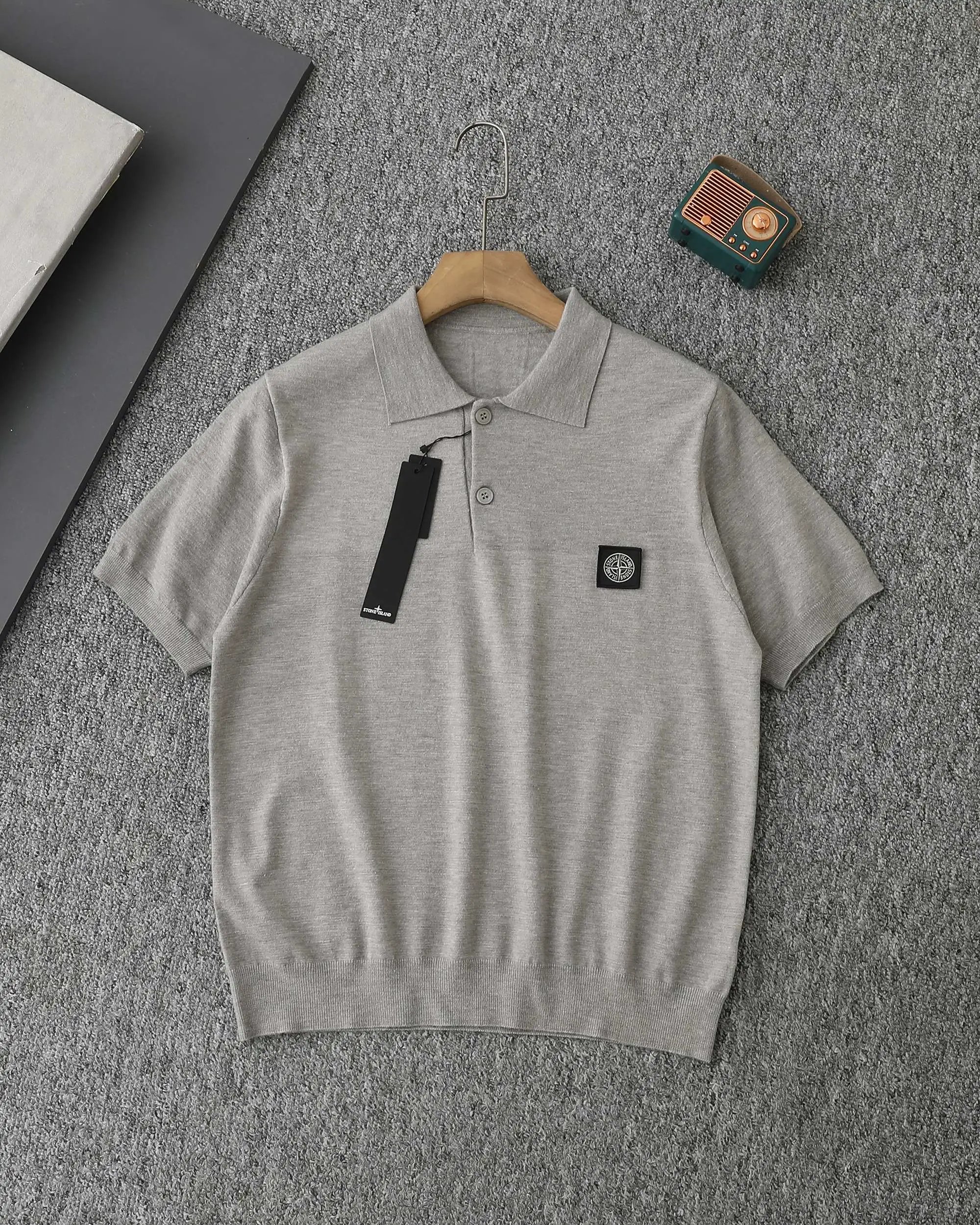 Moncler Logo Knit Short-Sleeve Sweater Gray - 12