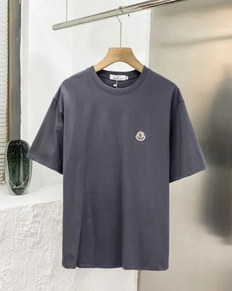 Moncler Logo Patch T-Shirt Charcoal Gray T-Shirt - 1
