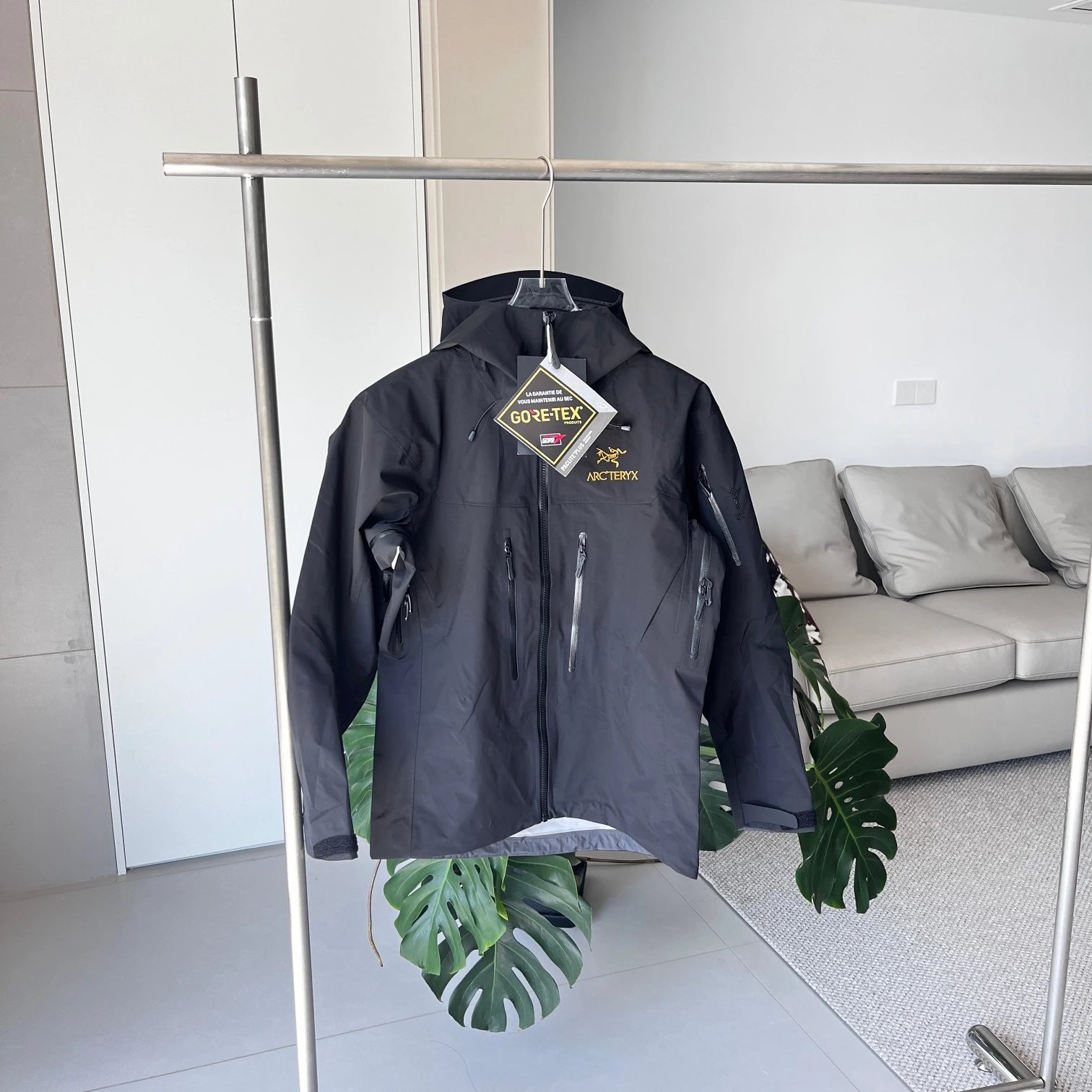 1 SKU image