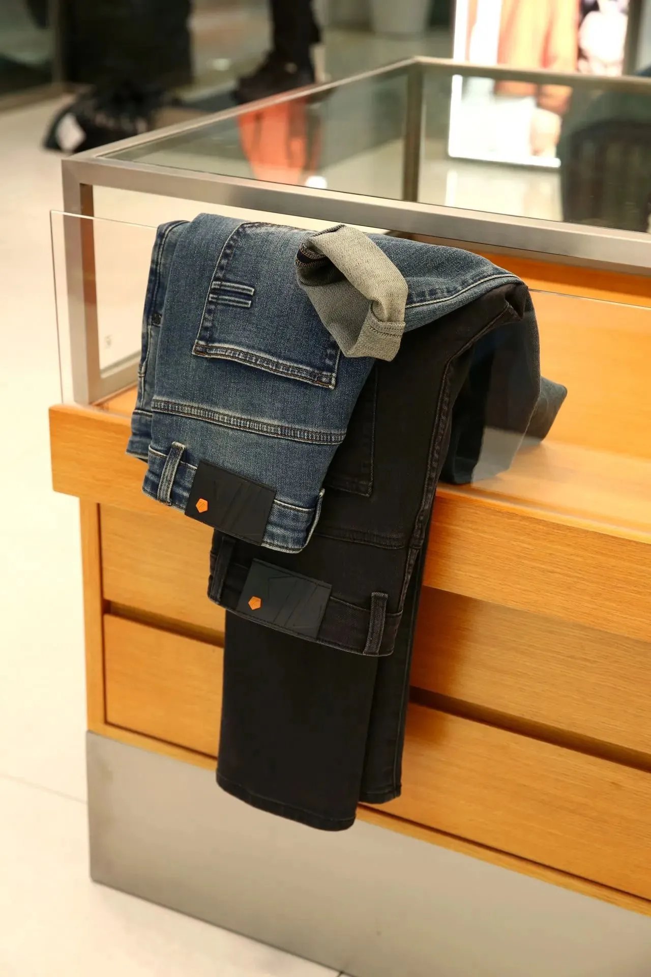 3298 Comfort TOP1 z* Series Celebrity Style - Deep Black Lycra Denim Jeans with Eco-Friendly New Process! Men's High-Stretch Jeans