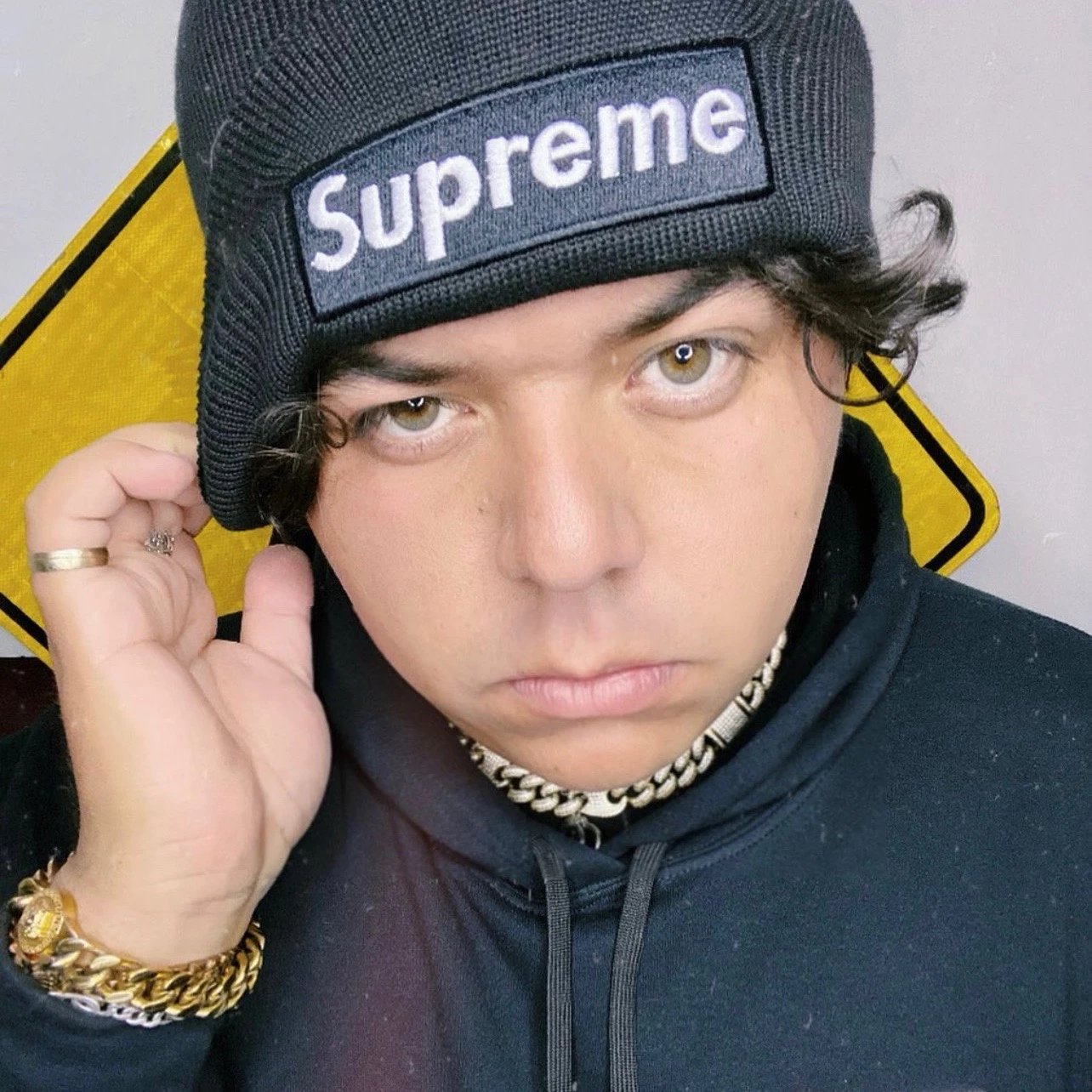 Supreme x NEW ERA box logo beanies