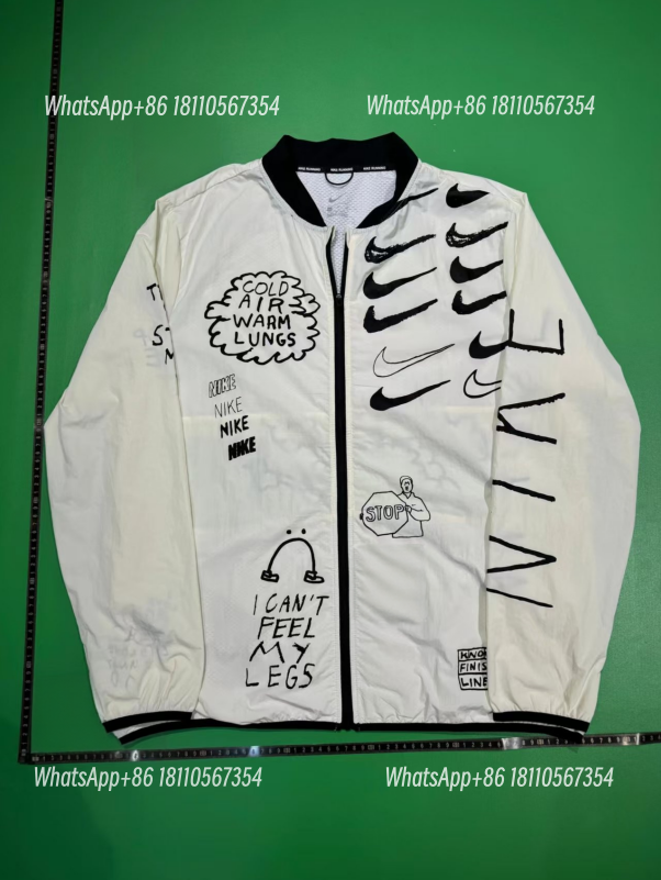 Nathan Bell Running Jacket-white