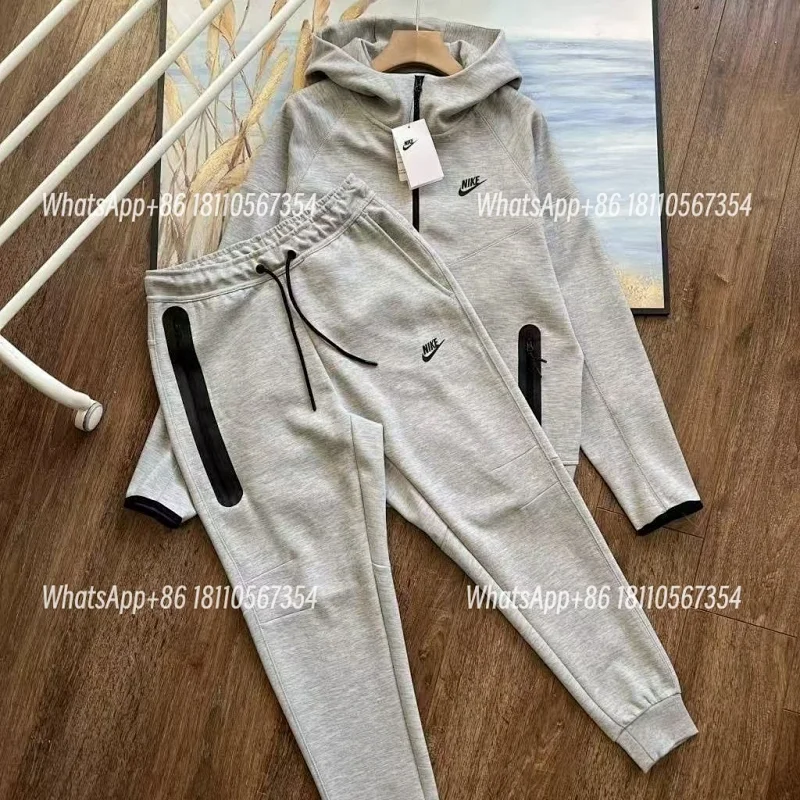 Nike Grey-Tracksuit