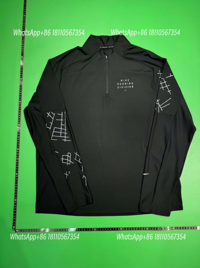 Zip Running Division Top-Black