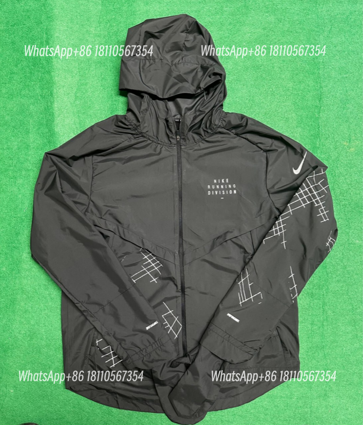 Nike Running Division-Black