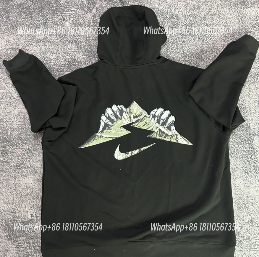 Trail Pullover Hoodie
